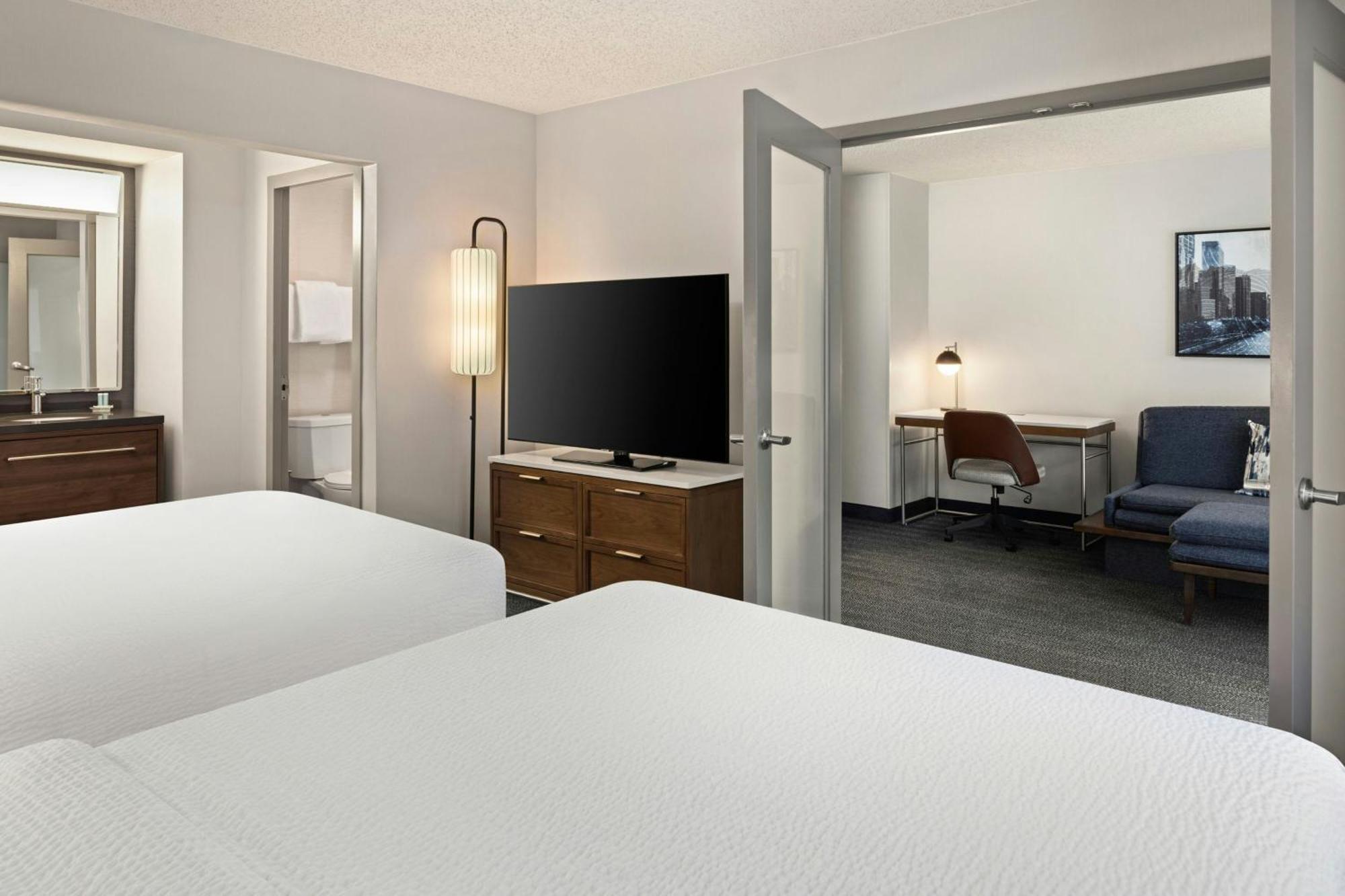 Courtyard By Marriott Chicago Downtown/River North Zewnętrze zdjęcie
