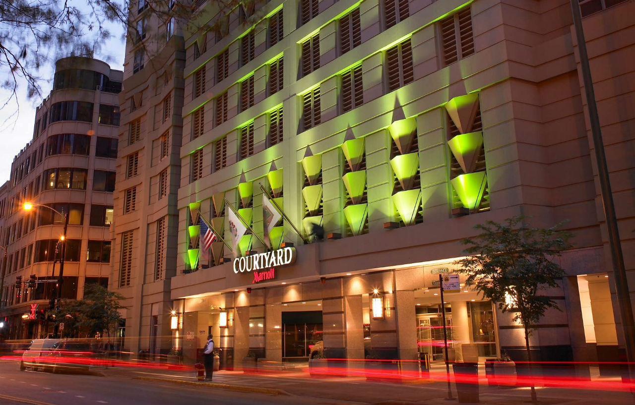 Courtyard By Marriott Chicago Downtown/River North Zewnętrze zdjęcie